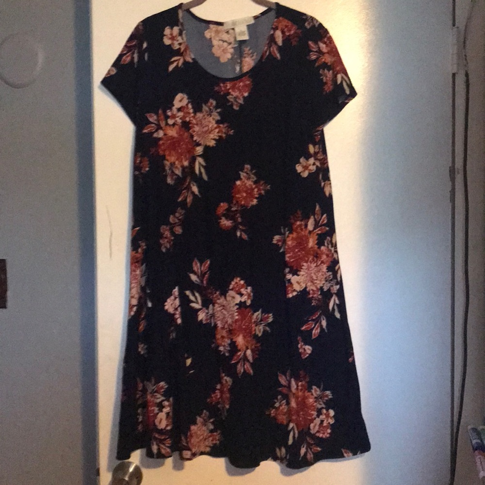 Floral T-shirt dress
